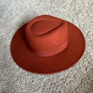 Nice orange tan hat for the outdoors